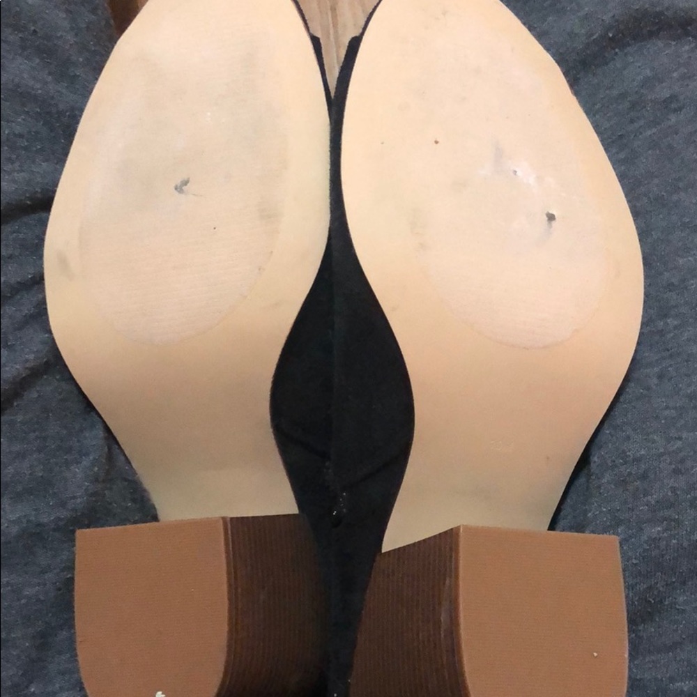 Black High Heel Booties. Size 10 - Picture 5 of 5